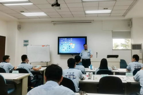 戰略合作 共創雙贏 索菲亞家居與合作伙伴開展深度技術交流，共謀產業升級